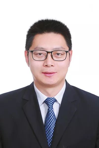 青分享|一条微博热评引发的思考，网友：“这才是新青年”