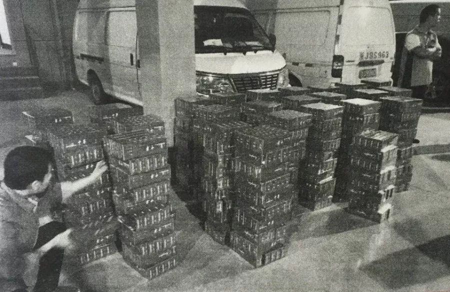 利群软中华最新价格表和图片,整条的软中华多少钱一条