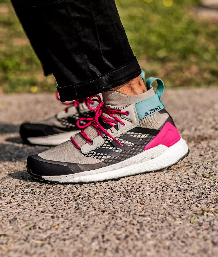 鞋圈的「全能特种兵」来了！春游出行穿它准没错！