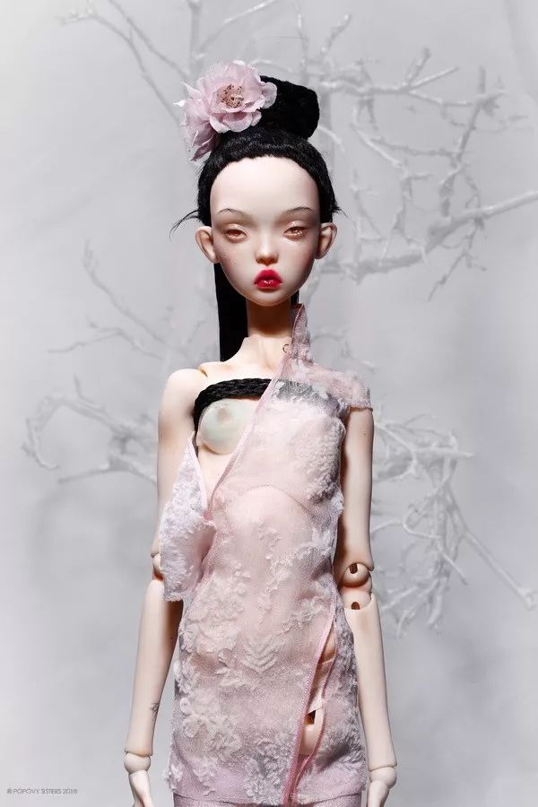 淇勭綏鏂秴鍙埍娲嬪▋濞冨皬濂冲,淇勭綏鏂┐鍎挎磱濞冨▋鐪熶汉