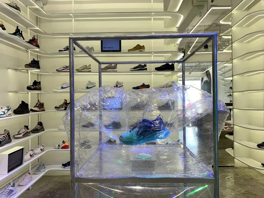 曼谷球鞋图片大全,泰国曼谷球鞋实体店
