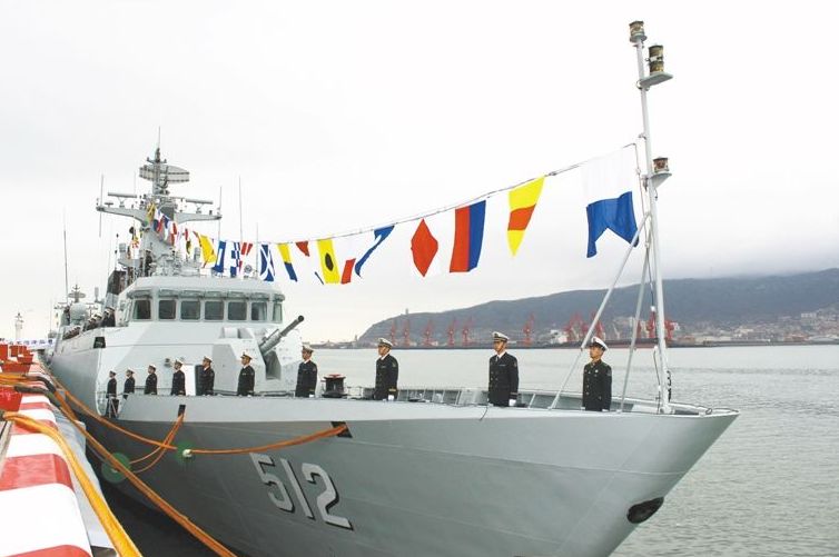 海军战舰舰徽图片,真正的军舰舰徽