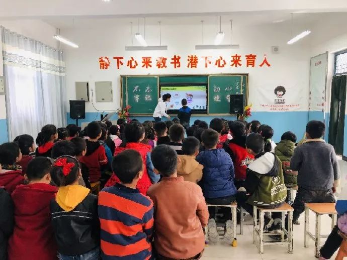 关于女童保护的一份资料,女童保护讲座全集