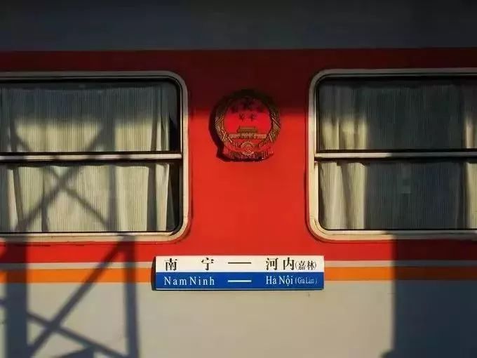 能坐火车出国去哪些国家旅游,出国坐火车必去的五个地方