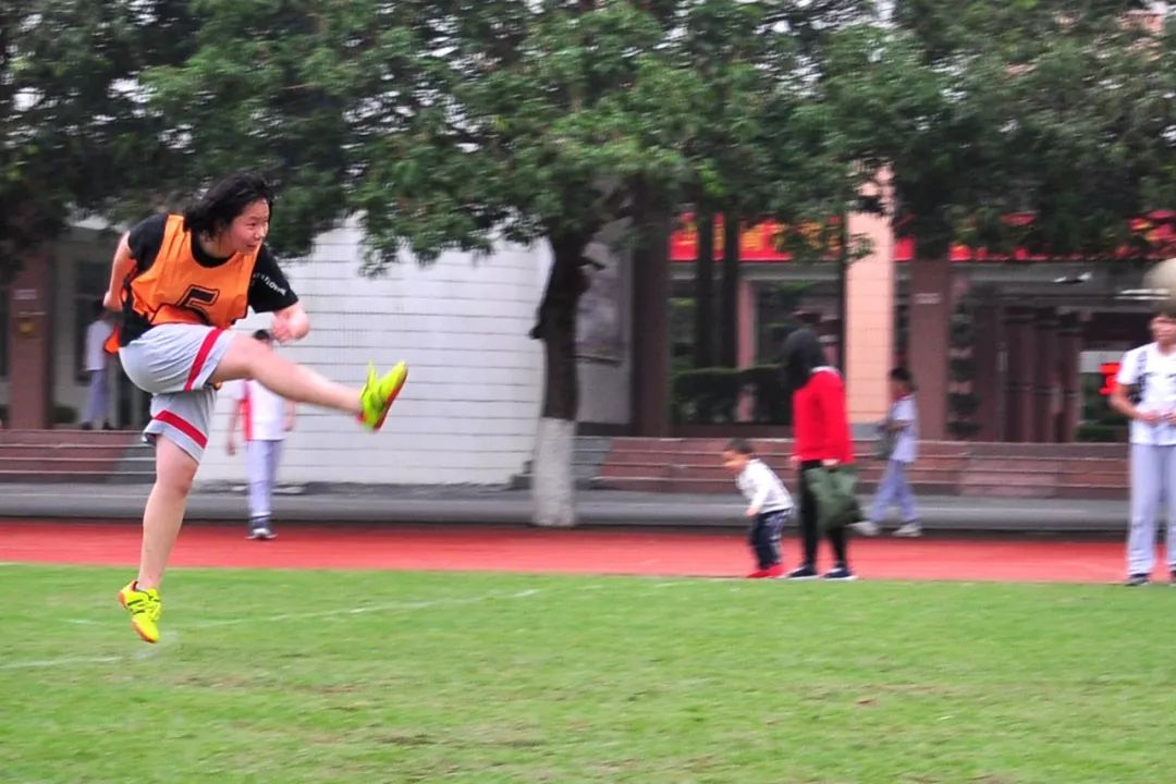 【活力邓中】昔日冠军的陨落——记初二2班足球文化节班际淘汰赛