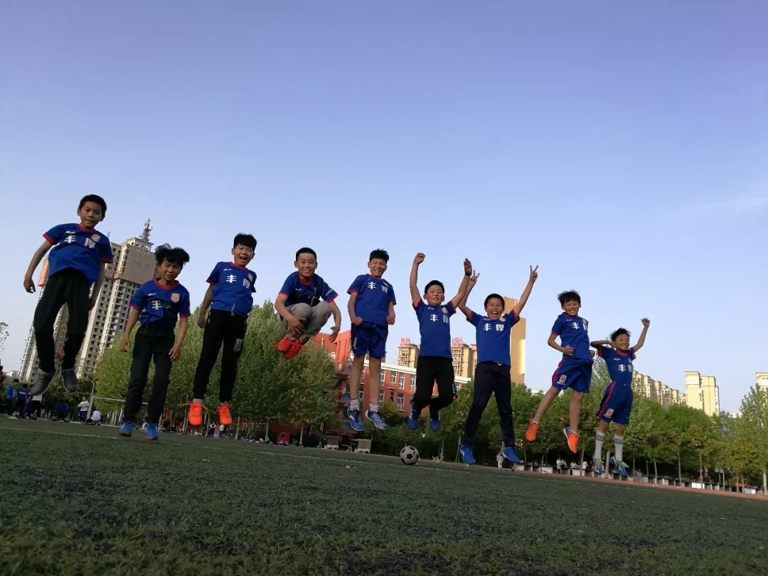 办好让人民满意的教育1500字,办好人民满意的教育短视频