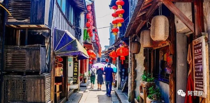 乌镇是人造景观吗,乌镇是真的古镇吗