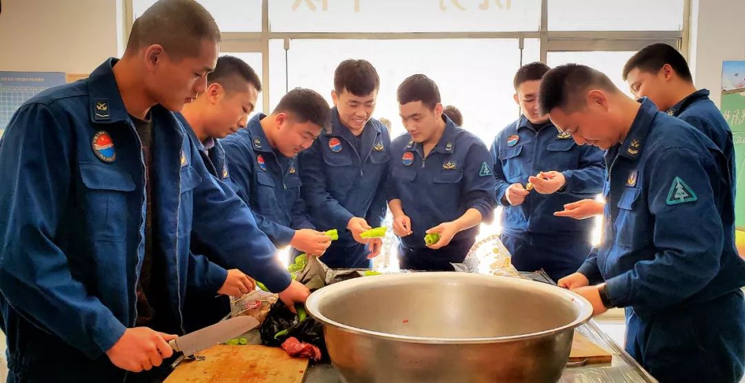 鍐涙梾鎷惧厜,鍐涙梾鎷捐礉