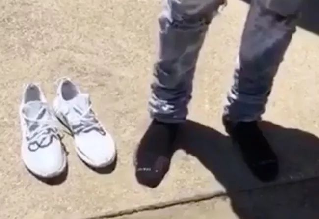 曝光这家“喜”鞋店!听说临沂的Sneaker找他找疯了!