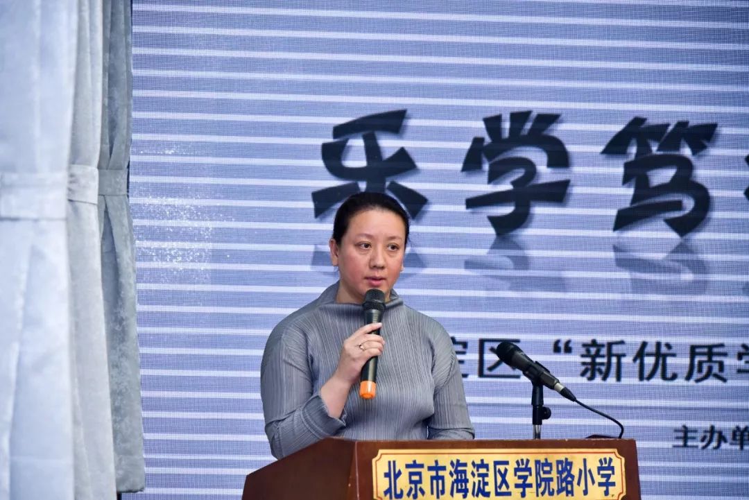 小而精致的校门,小而精校园