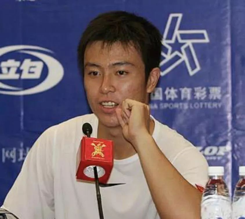 成都特警夜巡,成都特警最新消息