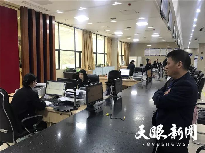 贵州交警放管服新政12条措施,交警深化放管服举措