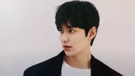 李敏镐李知恩,李敏镐接连合作顶级编剧