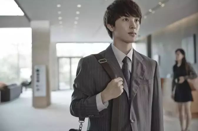 李敏镐李知恩,李敏镐接连合作顶级编剧