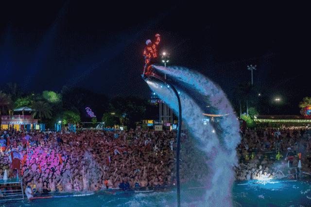 「长隆玩水季」￥84起畅玩长隆水上乐园，女士票/中高考生票/夜场票任你挑！还有电影主题智能民宿，轻松玩转长隆