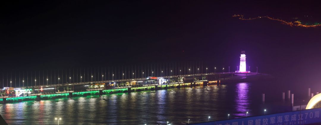 海景酒廊、空中酒吧……这里的夜青岛激情无限！