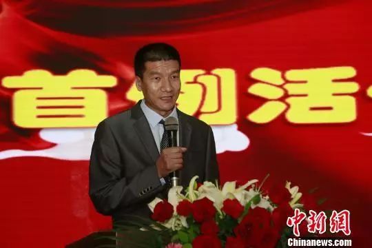 全球首例3d打印人工椎间盘置换术,世界首例3d打印距骨移植手术