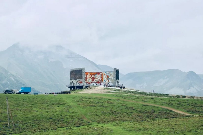 格鲁吉亚旅游有什么好景点,乌鲁木齐格鲁吉亚宝藏