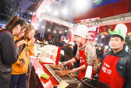 鲜城探店|夏季来临，庄里最火爆的人气夜市约起来！五大美食街一网打尽！人均不到50元吃个遍！