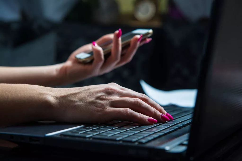 【提醒】@公务员、医生……多地出现这种裸聊“仙人跳”,专门针对你们!