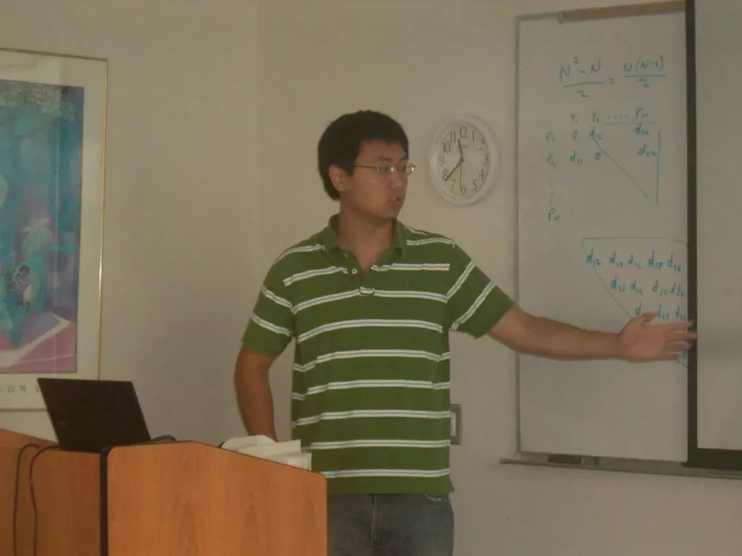 她地震中失去双腿,她在汶川地震失去双腿及女儿