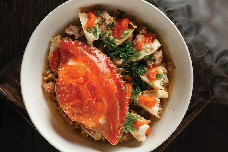 浦东新地标480米,上海浦东逛吃一条街