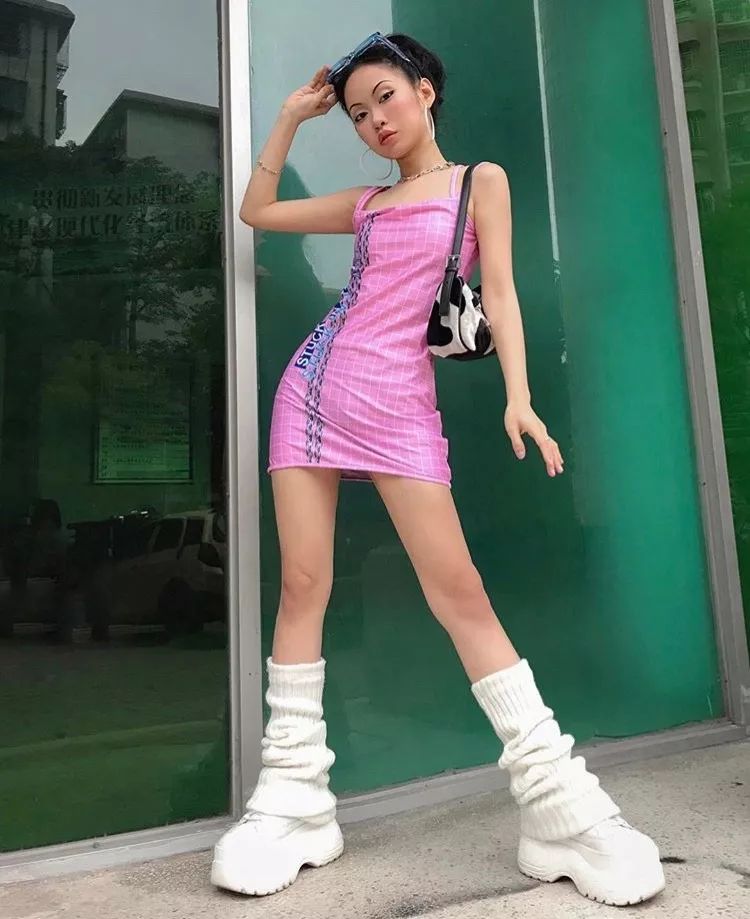 保姆拍照pose教程,保姆级拍照姿势很火