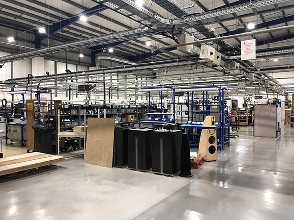 直击英国之宝生产车间：理智与情感的完美平衡