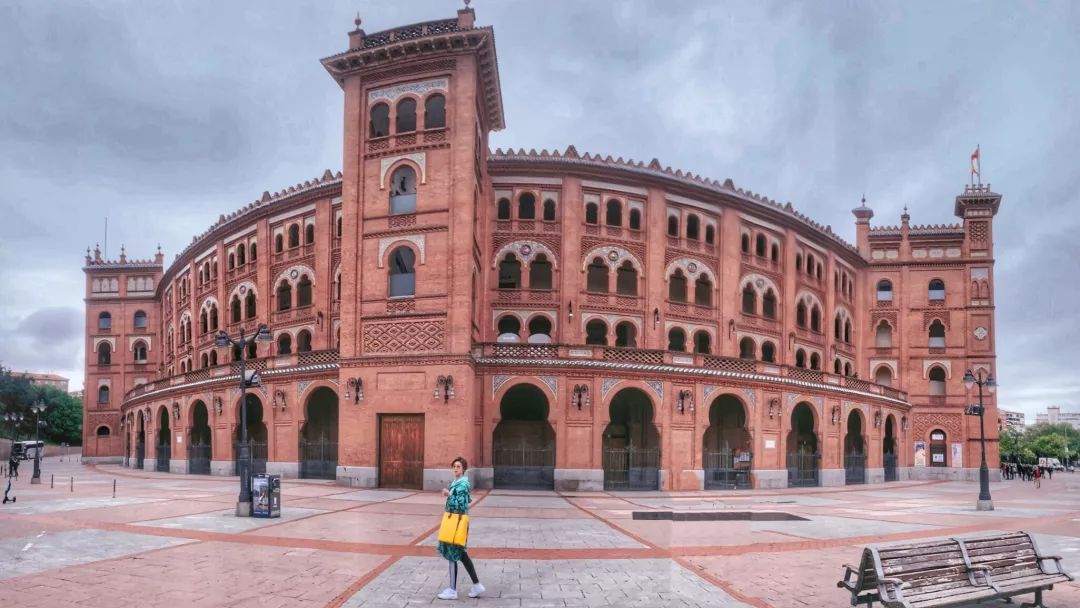 去欧冠现场看比赛有中国解说吗,去现场看欧冠皇马vs曼城