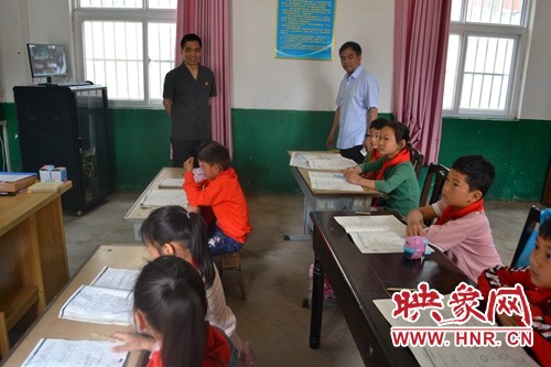 山娃足球公益团队名单,山娃足球队