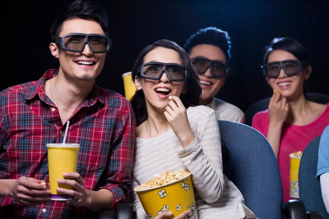 不合法！看电影买3D眼睛属“霸王条款”！网友：早该纠正