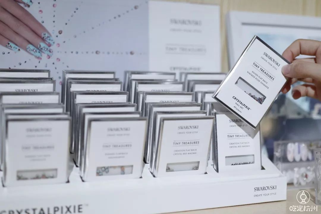 法式美甲魔镜粉多少钱 (施华洛世奇美睫)