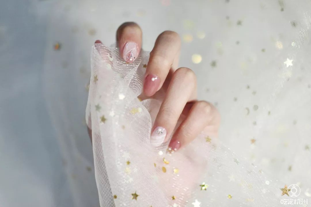 法式美甲魔镜粉多少钱 (施华洛世奇美睫)