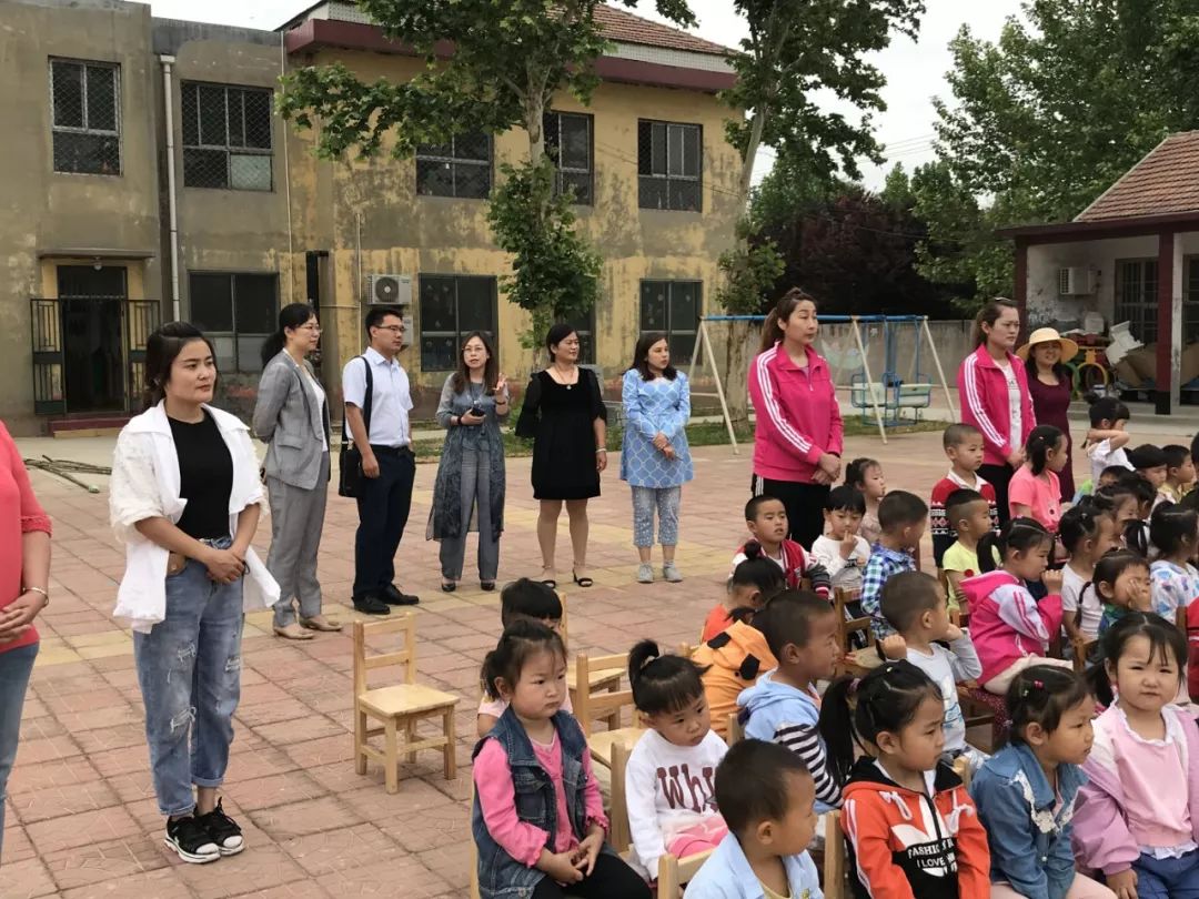 巾帼文明艺术团庆六一活动集锦,姐妹们庆六一活动