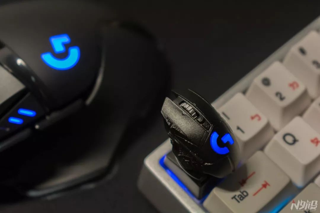 无线g502罗技,g502创世者和g502lightspeed的区别