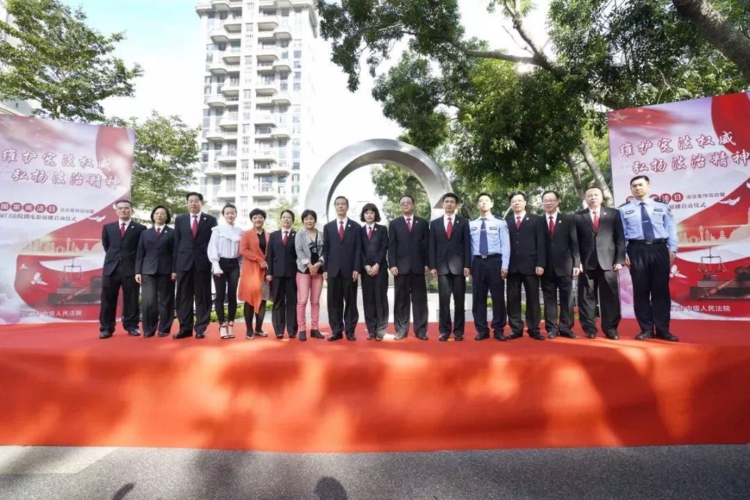 你见过这样的诉讼服务中心吗？颜值高智力爆棚还提供全天候服务