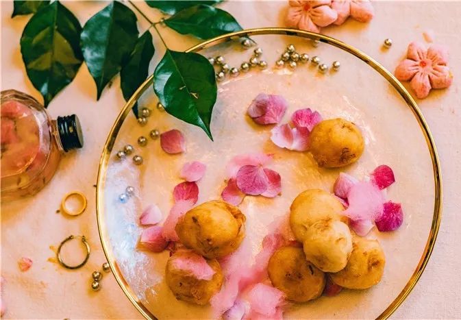 上海网红包子排队,上海魔都网红包子