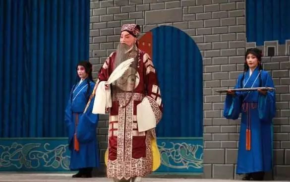 戏曲的介绍,戏曲的文案