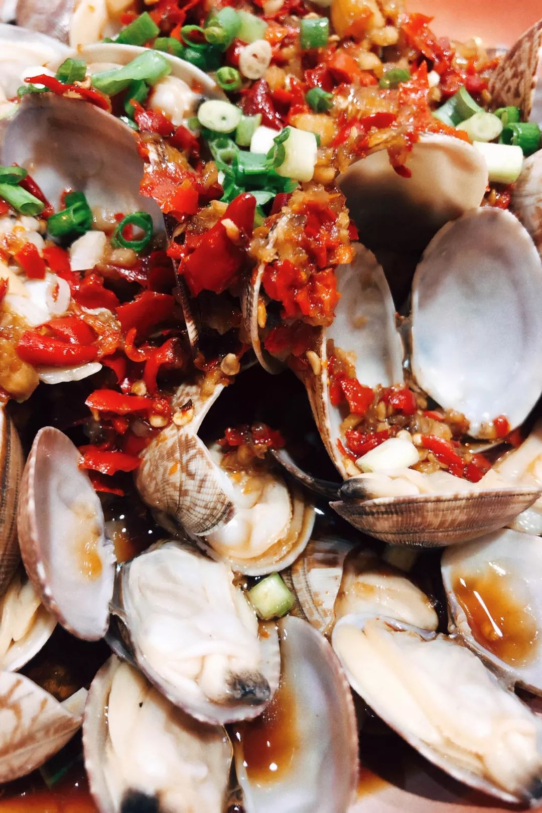 雨女有瓜|我去成都LV展出差的24小时吃成了真实的猪