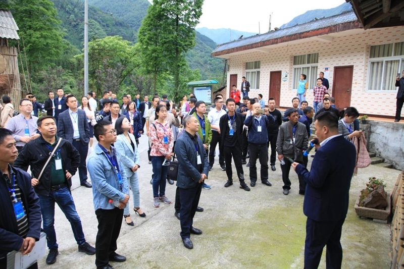 “致泸合作‘十百千’”工程培训班在崇州成功举办