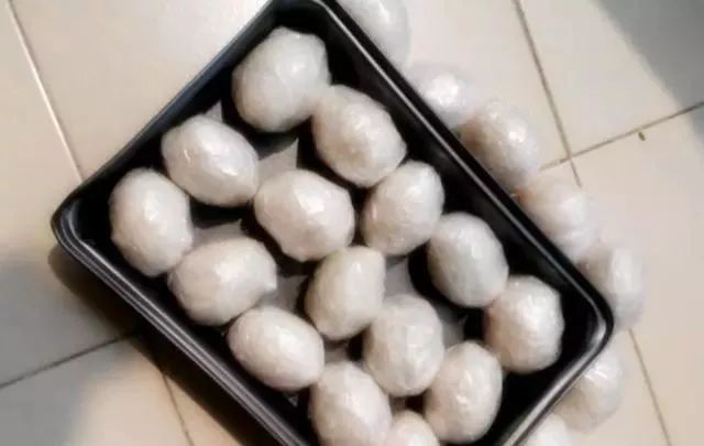 腌制咸鸭蛋不用水的视频,腌制咸鸭蛋不放腌制油应该怎么做