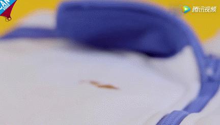 风油精喷在衣服上会怎么样,风油精滴到衣服上要怎么解决