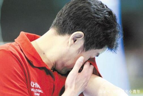 19岁陈忠和现状,陈忠和现在的妻子李东红