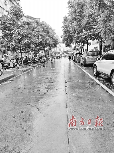 上下齐心抓落实城乡共建文明城