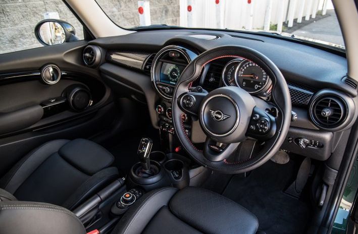 试驾MINICooperS：归途太远，要迷人且倔强