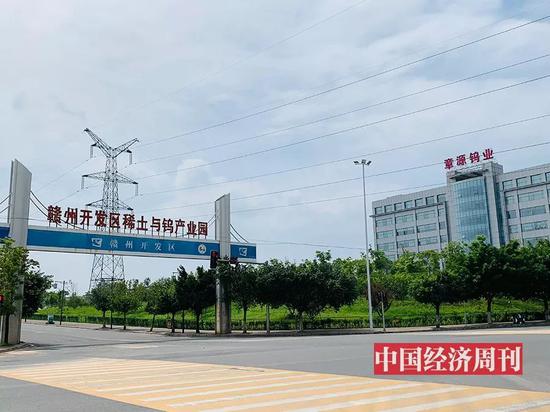 来自一线的*土稀**调查：美国为什么急了？