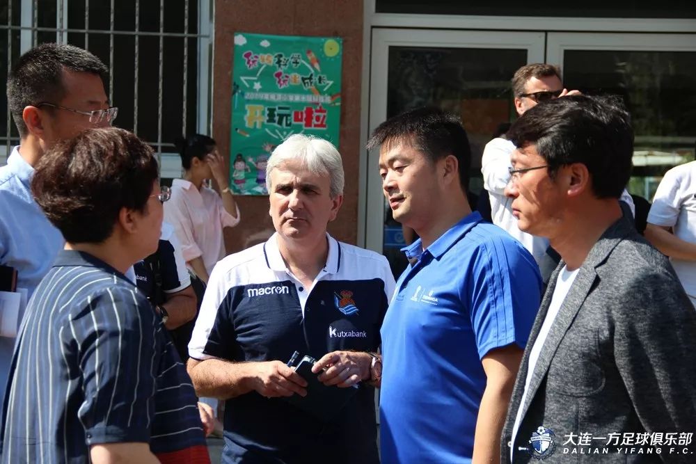 蓝队青训国青,中国青训与国外青训