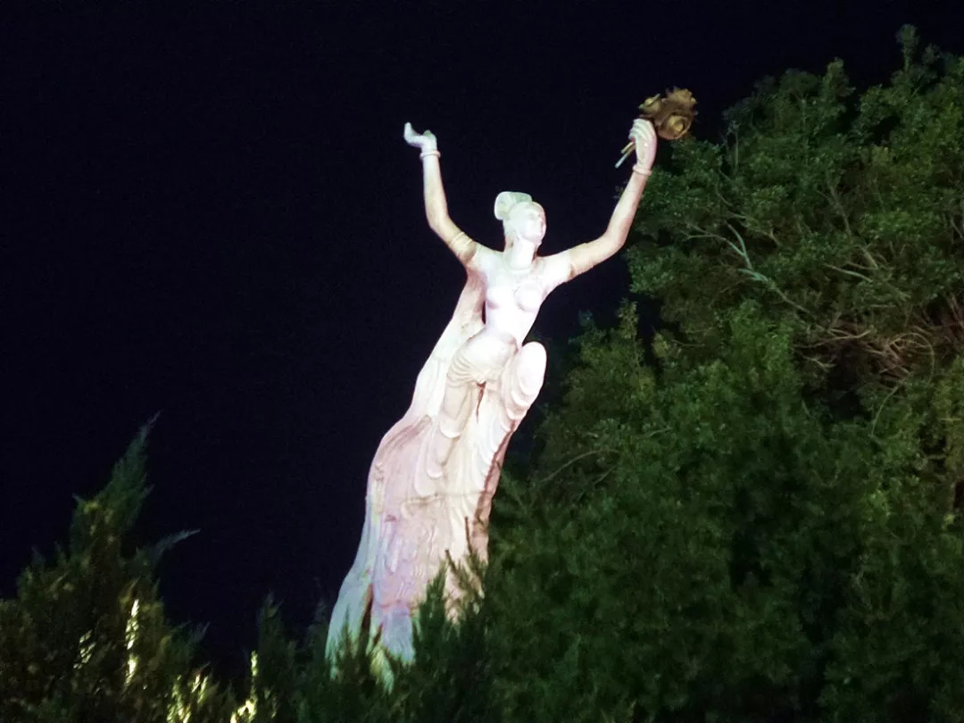 莱州广场有哪些,莱州好玩的公园