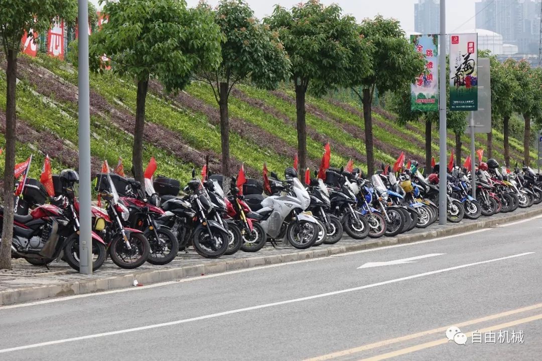 小小的山城,小小山城