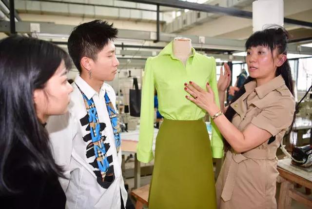 填志愿最新10种专业,高考填志愿所谓的好专业是什么